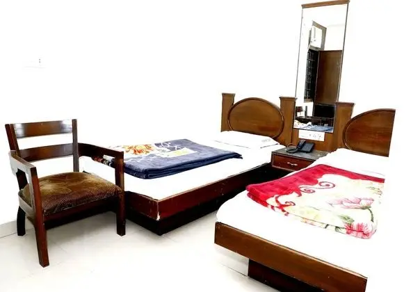 Standard Tek Büyük Yataklı Oda