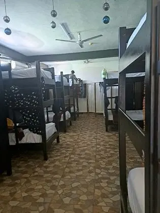 Basic Ortak Ranzalı Oda, Karma Ranzalı Oda, Sigara İçilmez