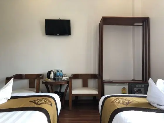 Standard Twin Room