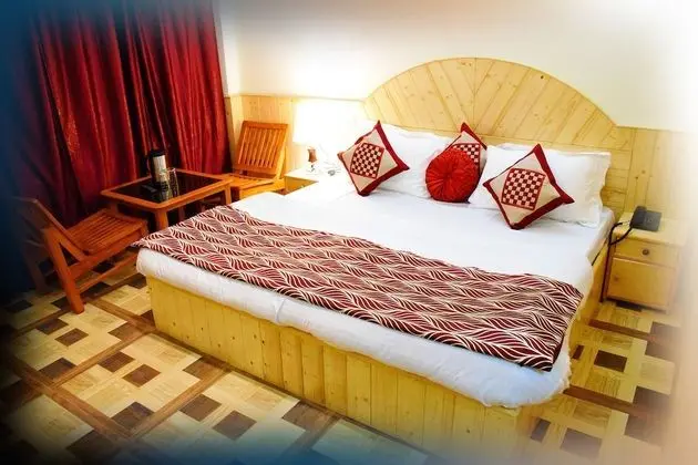 Deluxe Tek Büyük Yataklı Oda, 1 Çift Kişilik Yatak, Sigara İçilmez