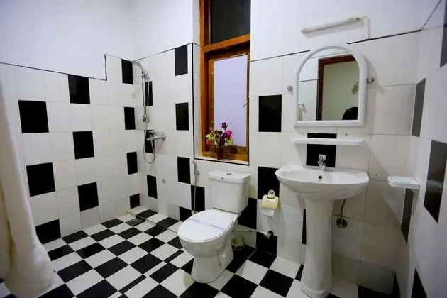 Deluxe Üç Kişilik Oda, Sigara İçilmez, Göl Manzaralı