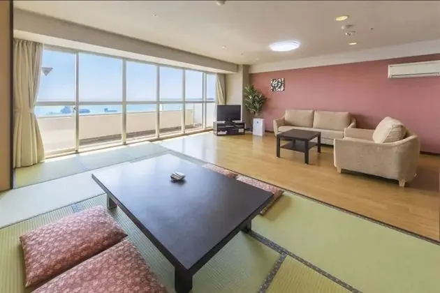 Standard Oda, Sigara İçilmez (Main, High Floor 8-13F)