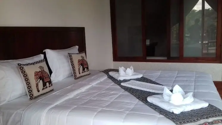 Deluxe Mountain Room, River View