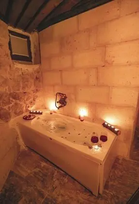 Jakuzili Deluxe Oda, Manzarasız