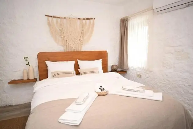 Standart Üç Kişilik Oda, Sokak Manzaralı, Klimalı