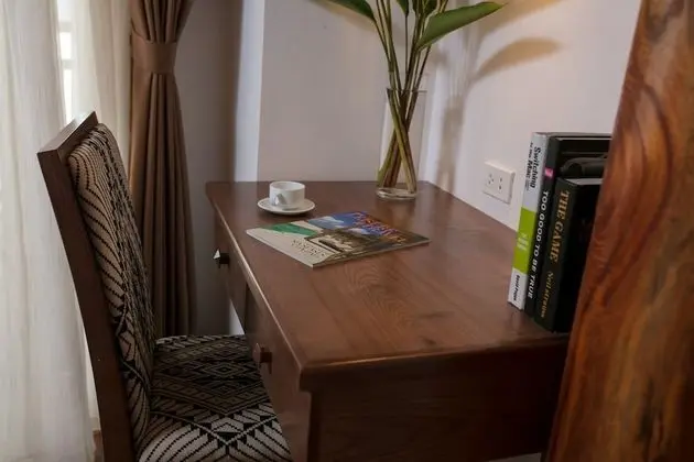 Superior Tek Büyük veya İki Ayrı Yataklı Oda, 1 Yatak Odası, Göl Manzaralı, Göl Kenarı