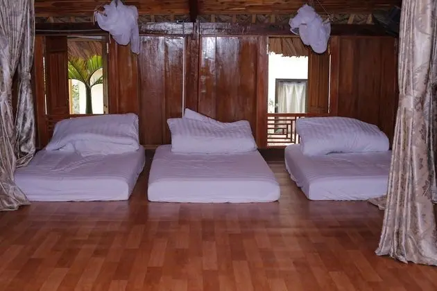 Ortak Ranzalı Oda, Karma Ranzalı Oda (Bed in 10-Bed)