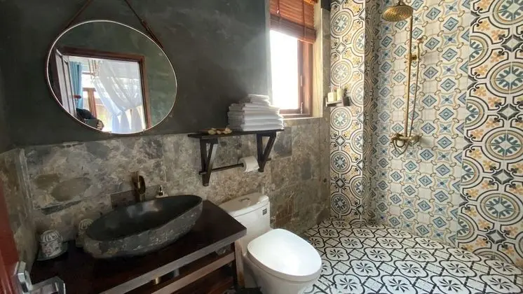 Deluxe Üç Kişilik Oda (Rustic)