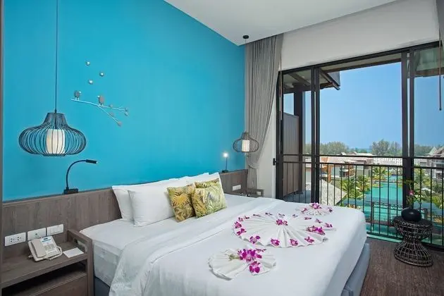 Deluxe Suite Premium