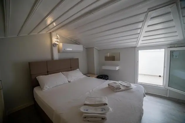 Çatı Katı Standart Oda,Deniz Manzaralı