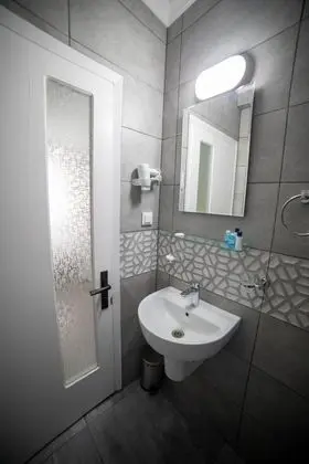 Standart Oda,Kara Manzaralı