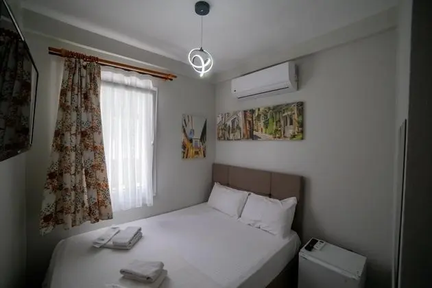 Standart Oda,Kara Manzaralı