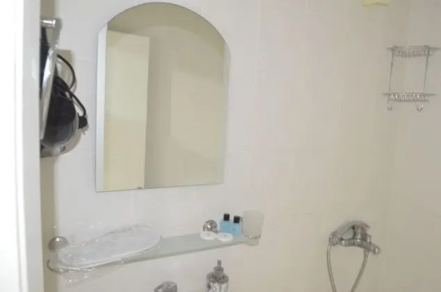 Üç Kişilik Oda