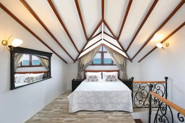 Aile Odası, Deniz Manzaralı, Teraslı