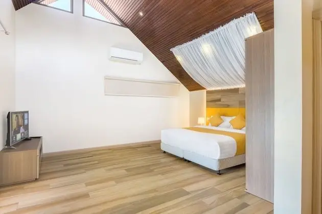 Deluxe Villa, 2 Yatak Odası, Havuz Manzaralı, Plaj Kenarı