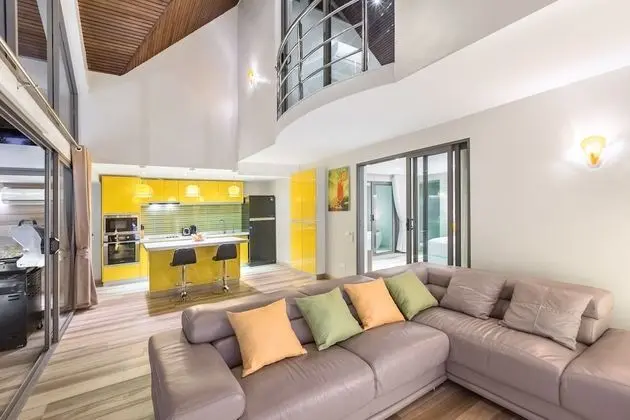 Deluxe Villa, 2 Yatak Odası, Havuz Manzaralı, Plaj Kenarı