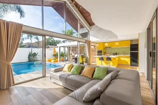 Deluxe Villa, 2 Yatak Odası, Havuz Manzaralı, Plaj Kenarı