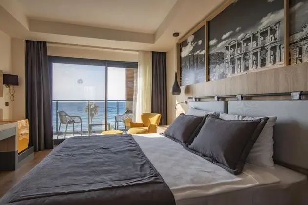 Deluxe Oda, Deniz Manzaralı, Balkonlu