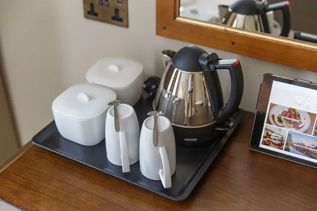 Standard Tek Büyük Yataklı Oda