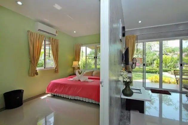 Deluxe Bungalov, Bahçe Manzaralı