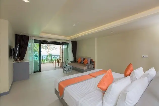 Grand Deluxe Room with Sea View