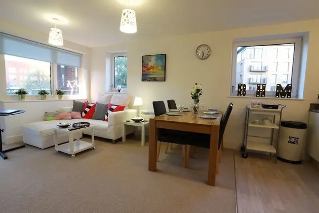 Premier Apart Daire, Bahçe Manzaralı