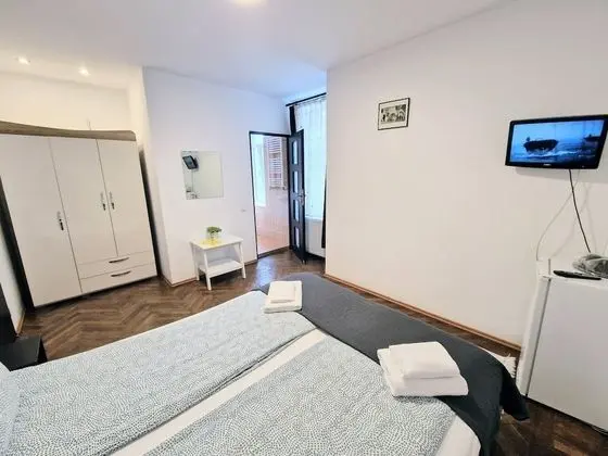 Economy Tek Büyük Yataklı Oda