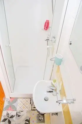 Tek Büyük veya İki Ayrı Yataklı Oda, Şehir Manzaralı