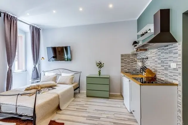 City Stüdyo, 1 Büyük (Queen) Boy Yatak (1)