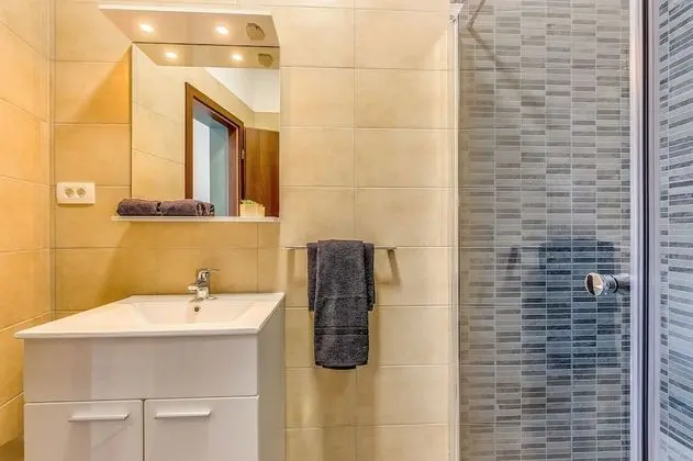 City Stüdyo, 1 Büyük (Queen) Boy Yatak (1)