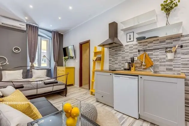 City Stüdyo, 1 Büyük (Queen) Boy Yatak (3)