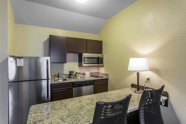 Süit, Birden Çok Yatak, Engellilere Uygun, Sigara İçilmez
