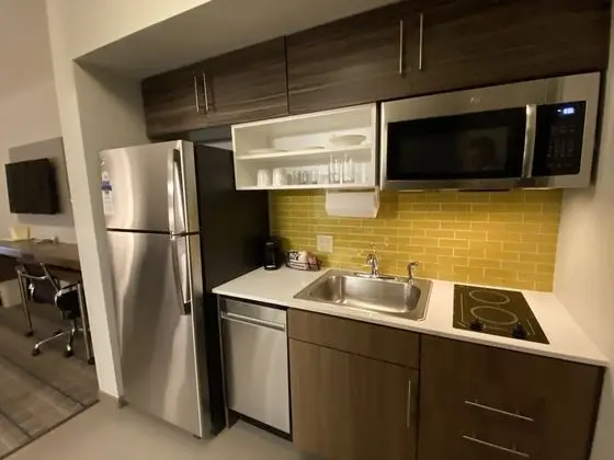 Süit, 1 En Büyük (King) Boy Yatak, Sigara İçilmez