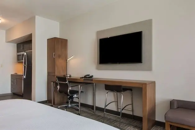 Süit, 2 Büyük (Queen) Boy Yatak, Sigara İçilmez