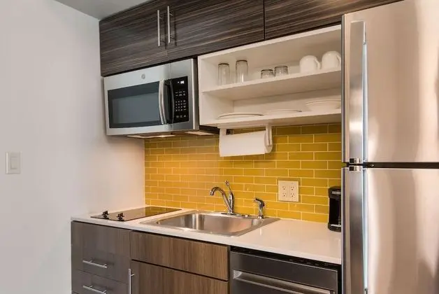 Süit, 2 Büyük (Queen) Boy Yatak, Sigara İçilmez