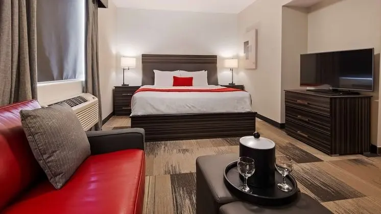 Standard Oda, 1 En Büyük (King) Boy Yatak ve Çekyat, Sigara İçilmez (with Sofabed)