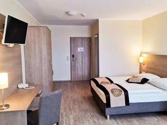 Comfort Tek Büyük Yataklı Oda
