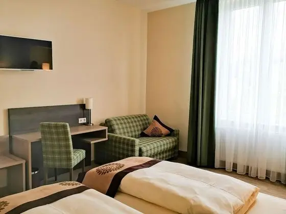 Comfort Tek Büyük Yataklı Oda