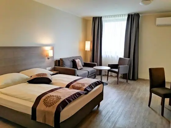 Comfort Tek Büyük Yataklı Oda