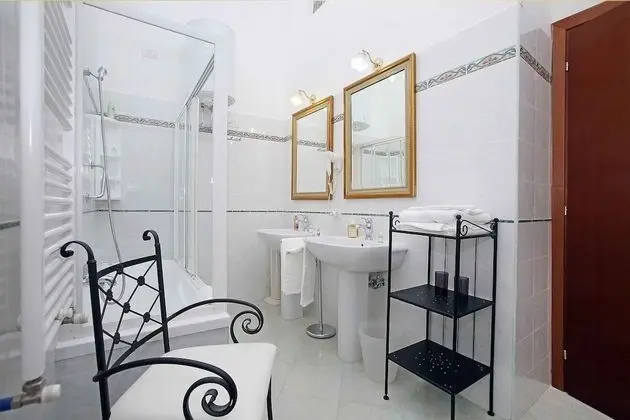 Double Room with External Bathroom