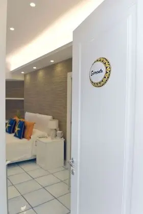 Superior Tek Büyük Yataklı Oda, Balkon, Kısmi Deniz Manzaralı