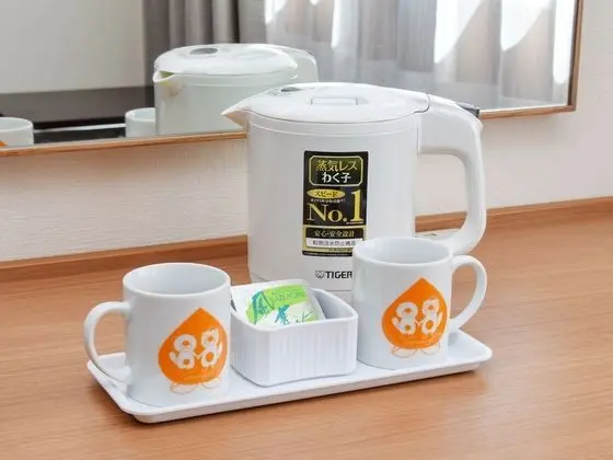 Tek Kişilik Oda, 1 Tek Kişilik Yatak, Sigara İçilebilir