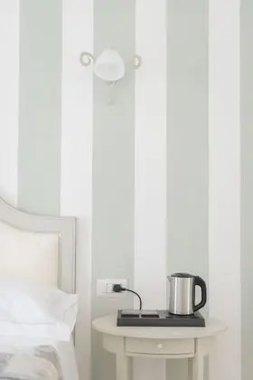 Business Tek Büyük Yataklı Oda, 1 Yatak Odası, Balkon, Avlu Manzaralı