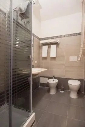 Comfort Tek Büyük Yataklı Oda, Özel Banyo