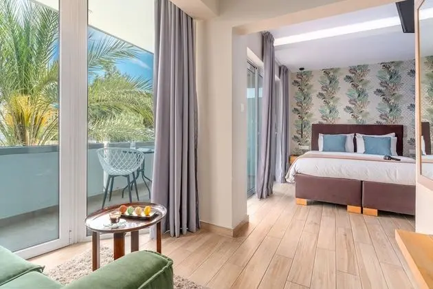 Deluxe Süit, Kısmi Deniz Manzaralı
