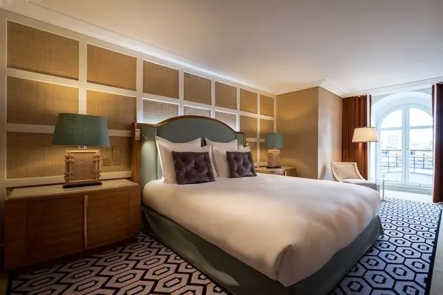 Süit (Suite Excessive)