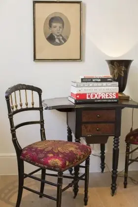 Deluxe Tek Büyük Yataklı Oda (CHAMBRE PARIS groundfloor)