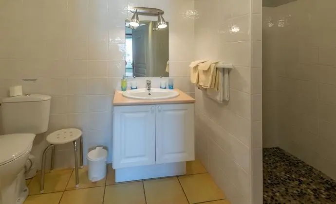 Tek Büyük Yataklı Oda (Primadera)