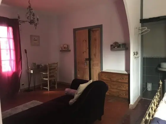 Comfort Tek Büyük Yataklı Oda