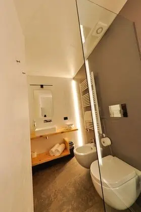 Deluxe Tek Büyük Yataklı Oda, 1 En Büyük (King) Boy Yatak, Sıcak Su Havuzu, Dağ Manzaralı